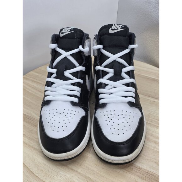 Nike Boys Air Jordan 1 FD1412-010 White Basketball Shoes Sneakers Size 3Y - Picture 4 of 9
